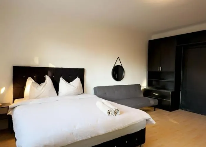 Spacious With Garden Near Danube For 16 Guests Vienna