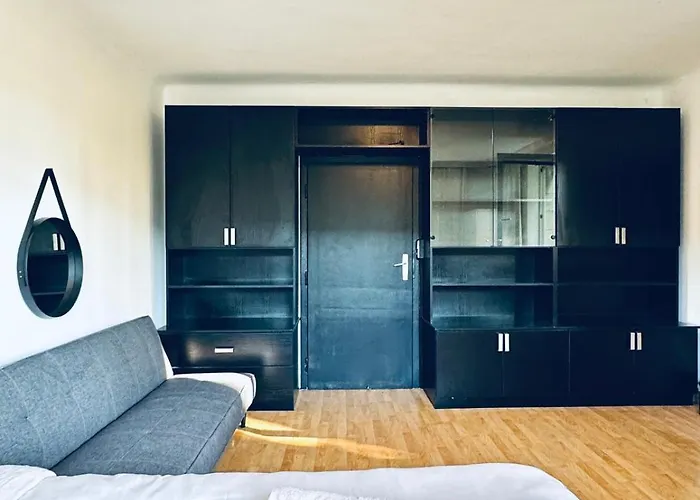 Spacious With Garden Near Danube For 16 Guests * Vienna