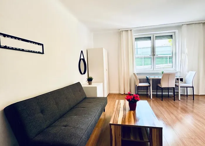 Spacious With Garden Near Danube For 16 Guests Apartment