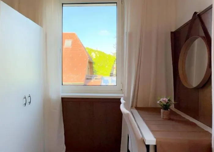 Apartment Spacious With Garden Near Danube For 16 Guests Vienna