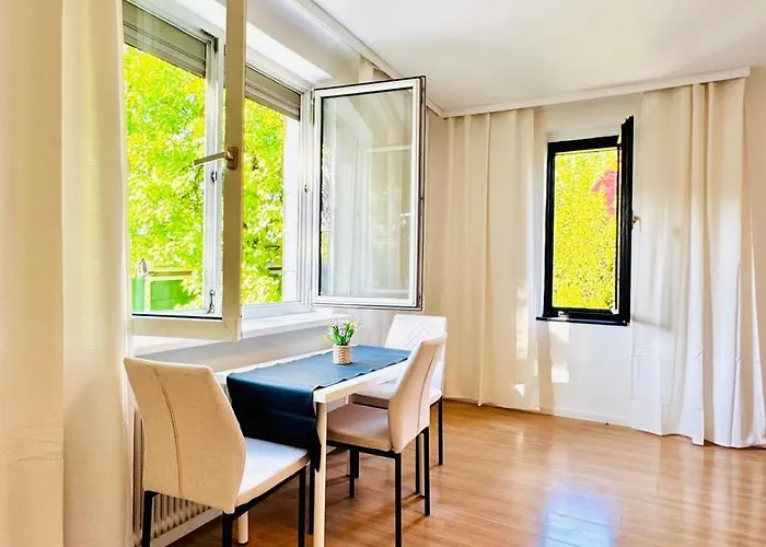 Spacious With Garden Near Danube For 16 Guests * Vienna