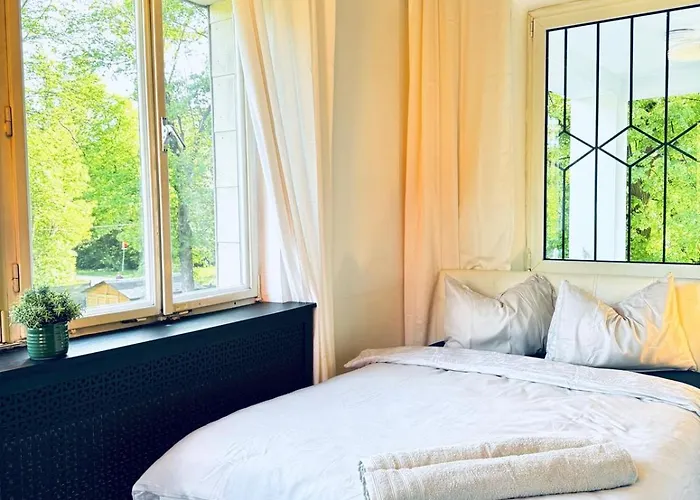 Spacious With Garden Near Danube For 16 Guests * Vienna